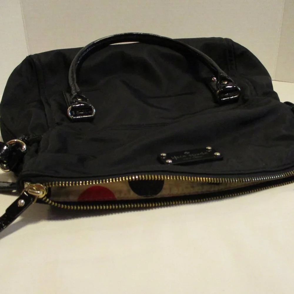 Kate Spade Bag Woman Medium Black Cream Red Top Zip Pockets Shoulder Hand Bag